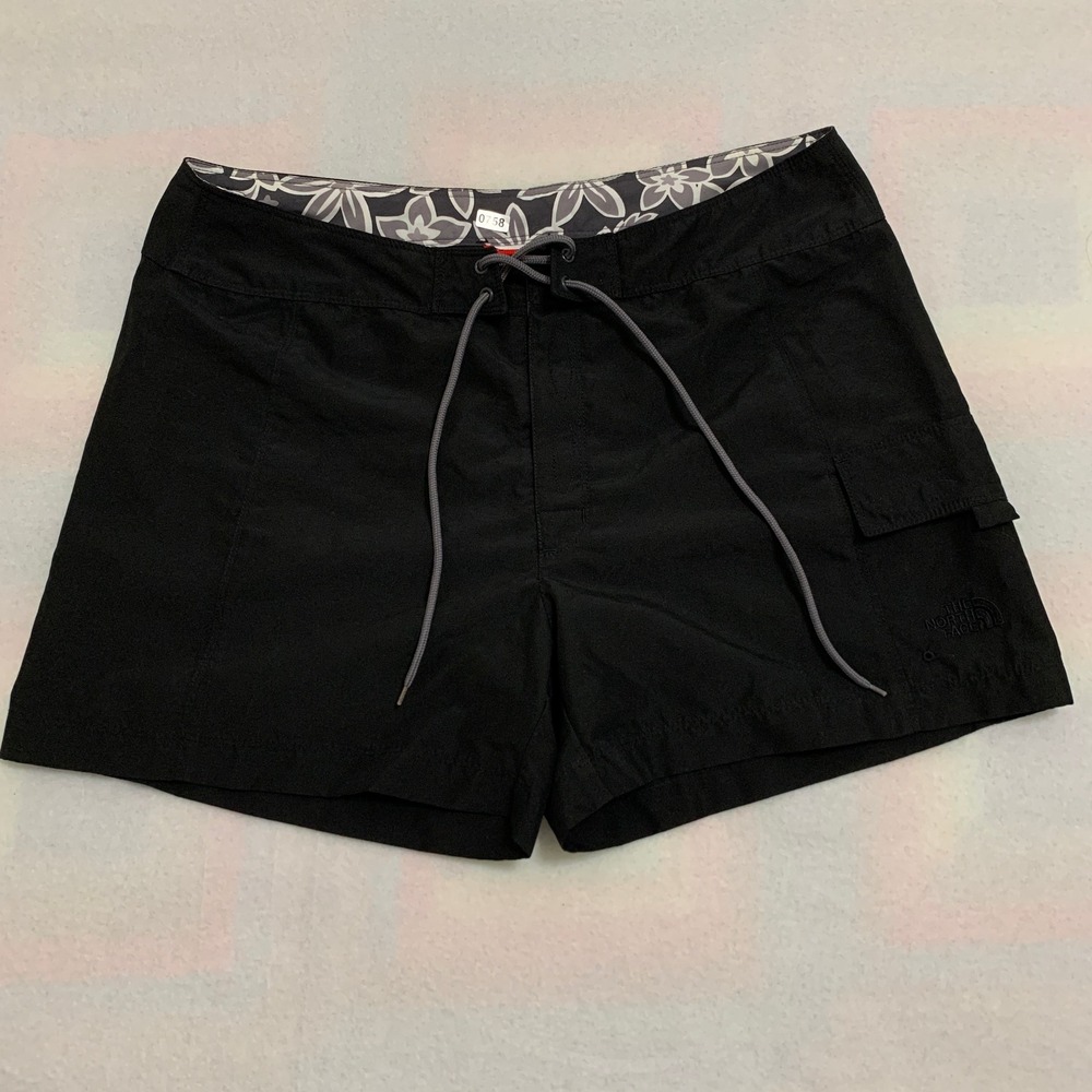 The North Face Board Shorts Women's Size 10 Black Cargo Pocket Swim Trunks
